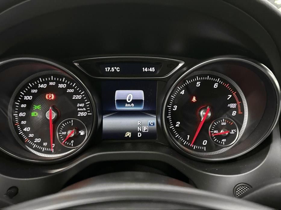 MERCEDES-BENZ CLA 2019