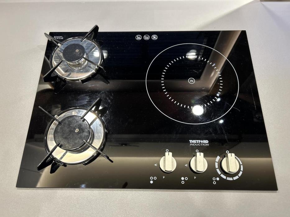 BÜRSTNER Elegance i920 G 2022