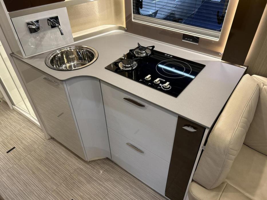 BÜRSTNER Elegance i920 G 2022