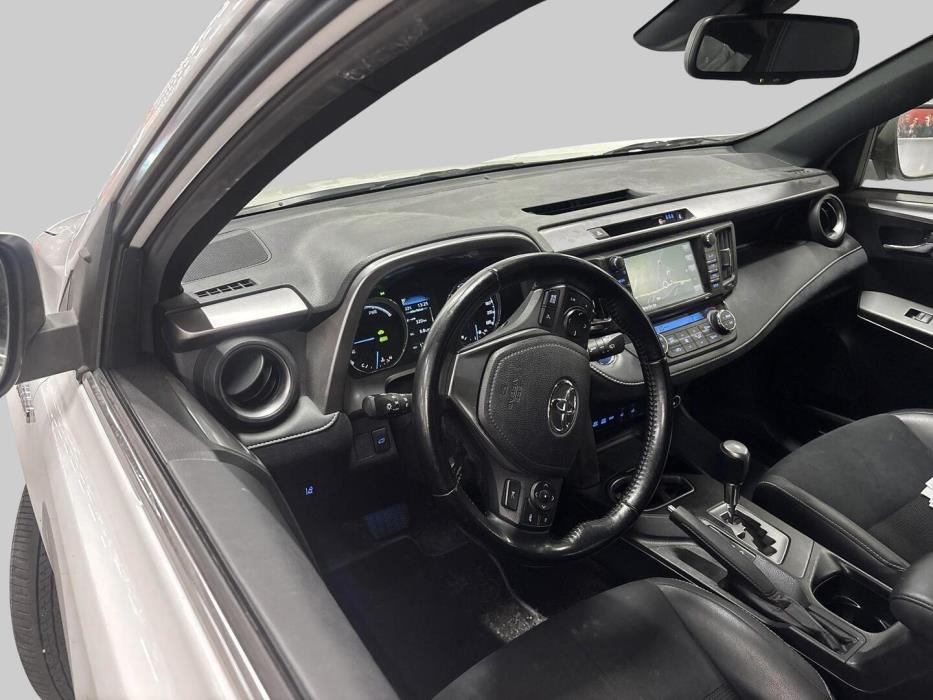 TOYOTA RAV4 2017