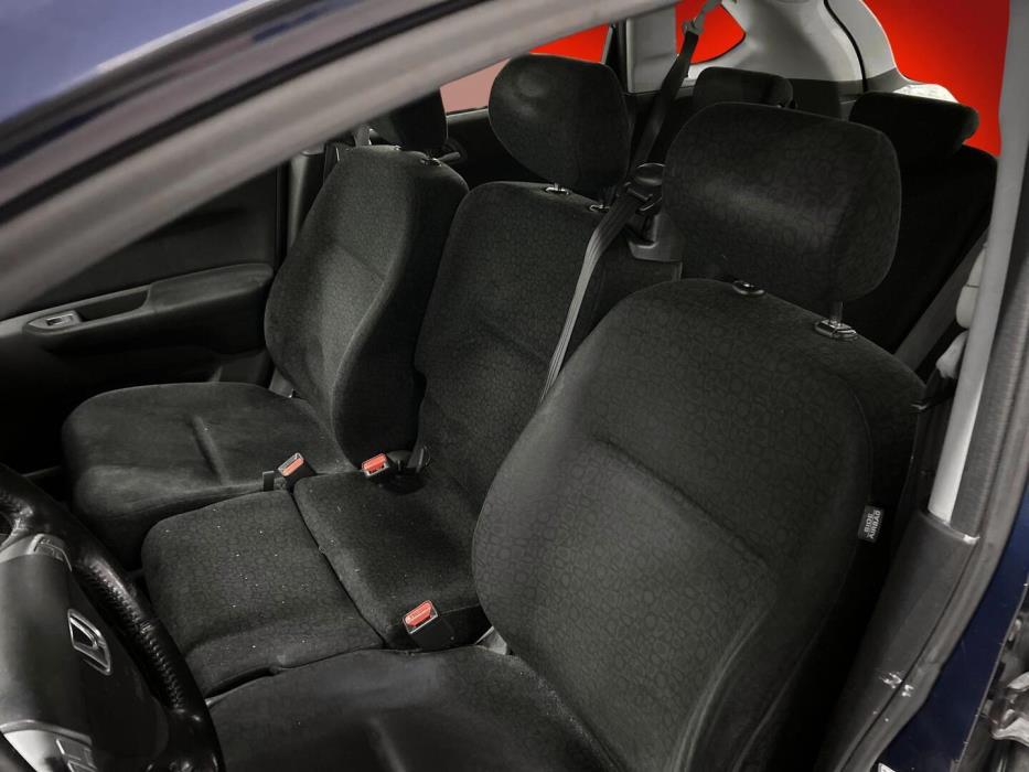 HONDA FR-V 2005