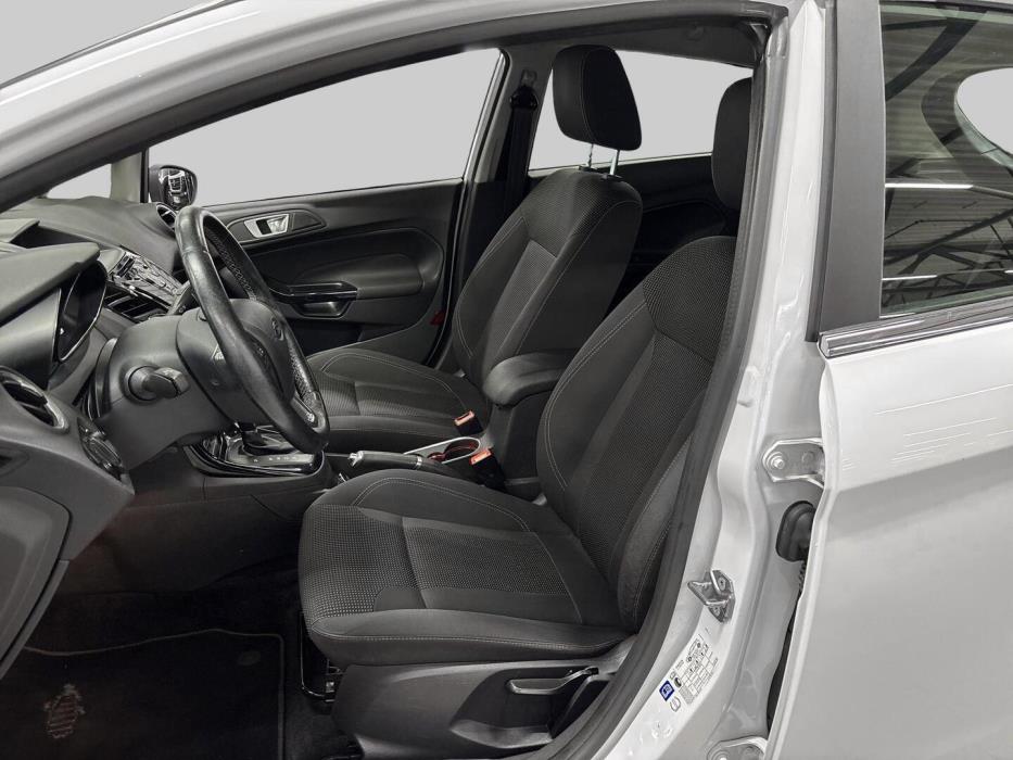 FORD Fiesta 2016