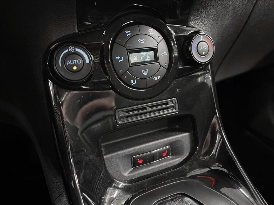 FORD Fiesta 2016