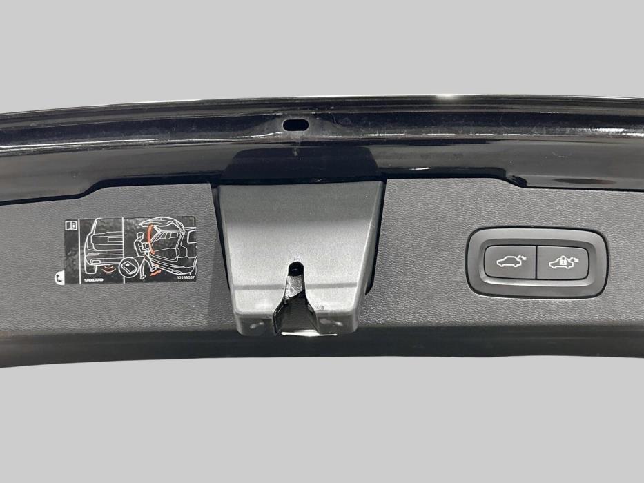VOLVO V60 2020