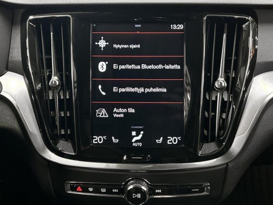 VOLVO V60 2020