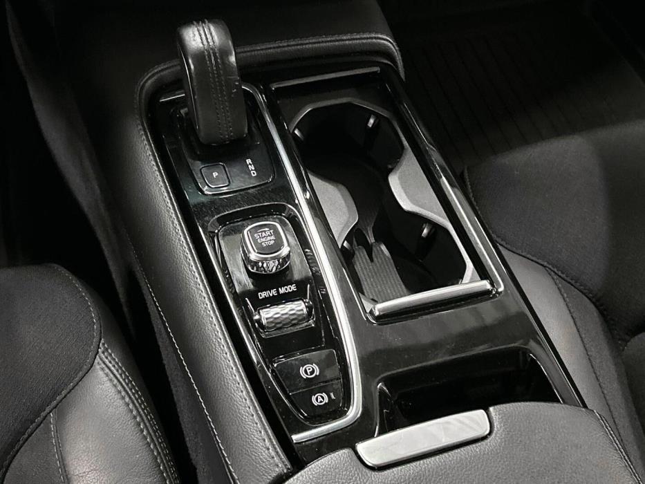 VOLVO V60 2020