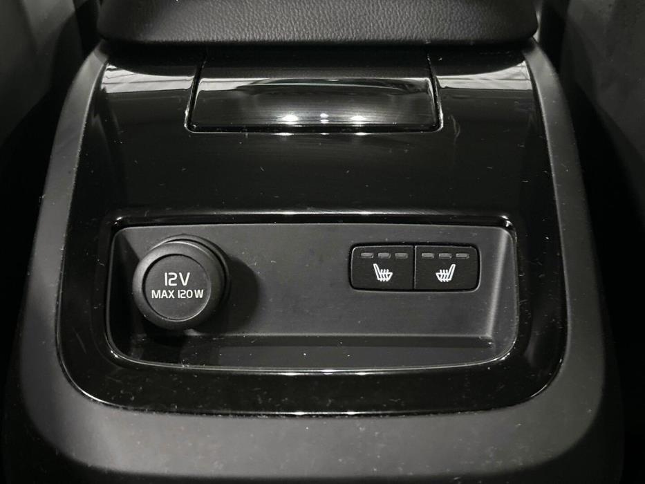 VOLVO V60 2020