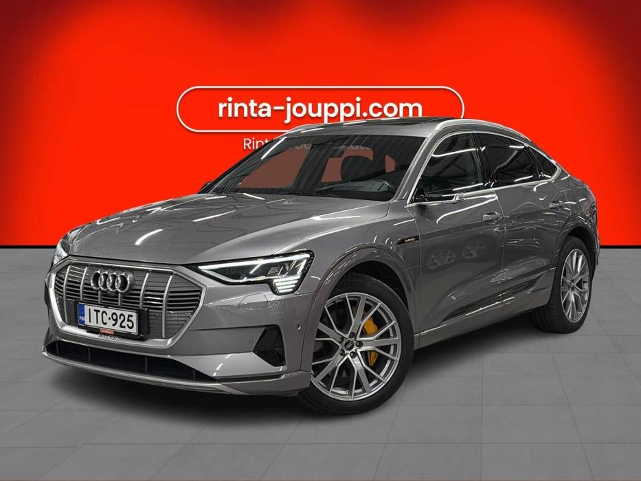 AUDI E-TRON 2022