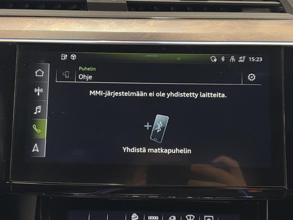 AUDI E-TRON 2022