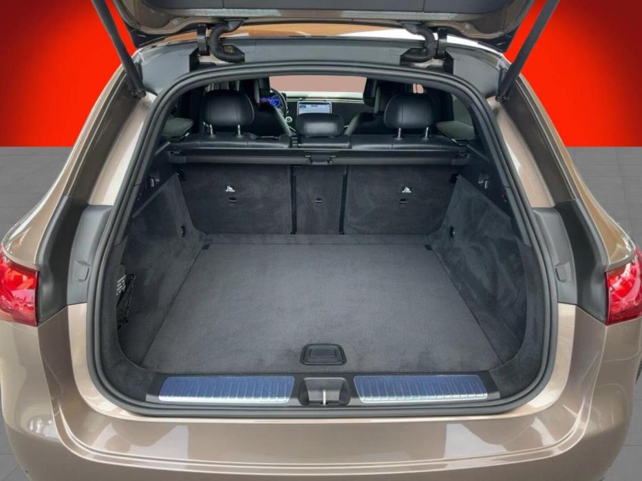 MERCEDES-BENZ EQE SUV 2025