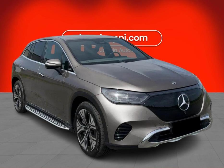 MERCEDES-BENZ EQE SUV 2025