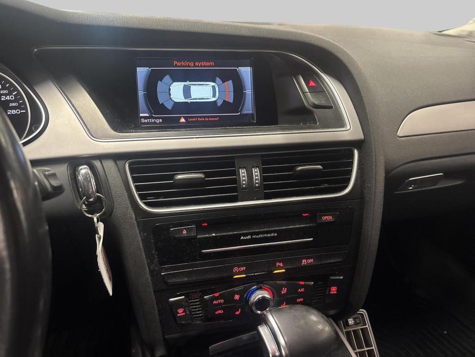 AUDI A4 2014