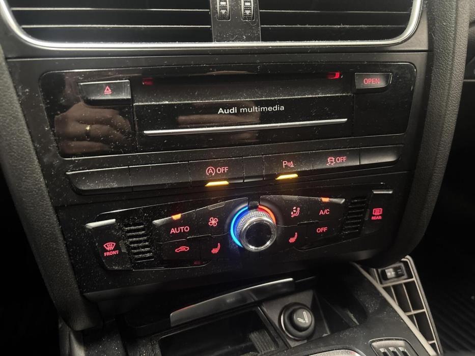 AUDI A4 2014