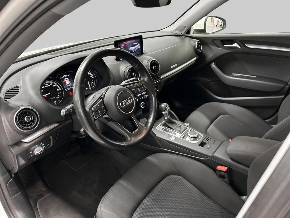 AUDI A3 2017
