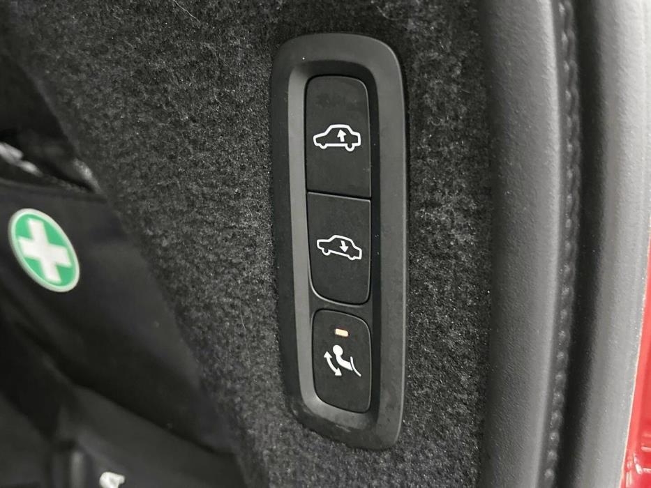VOLVO XC90 2018