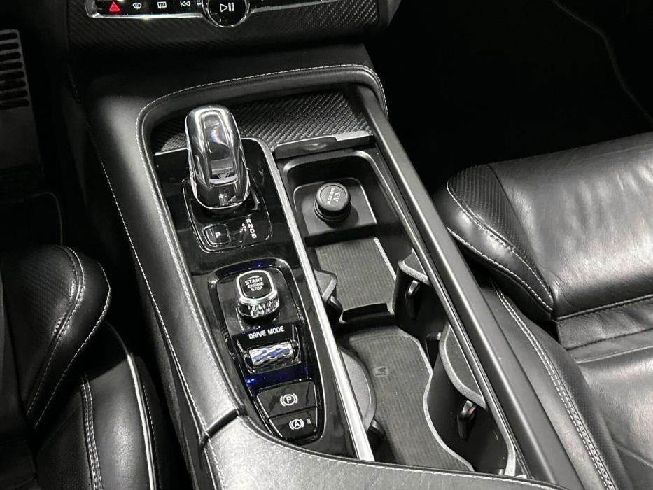 VOLVO XC90 2018