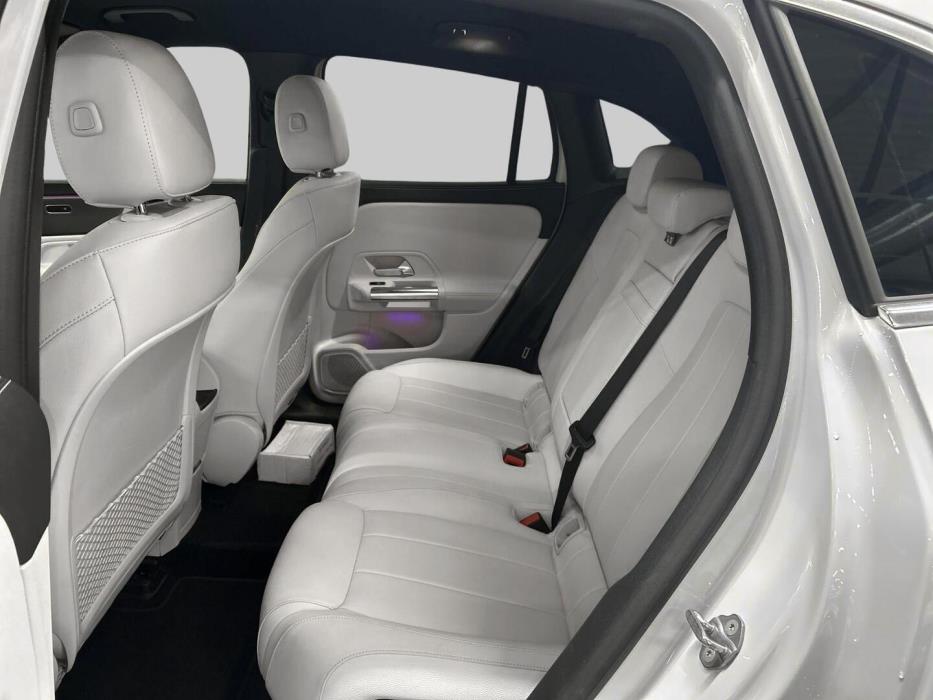 MERCEDES-BENZ EQA 2023