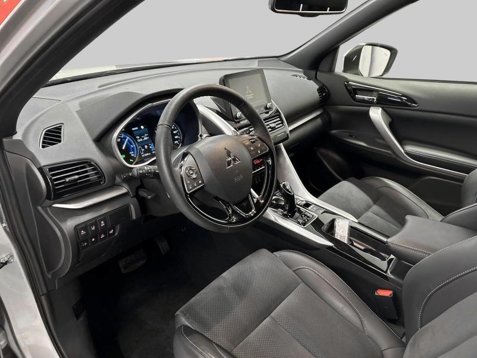 MITSUBISHI ECLIPSE CROSS 2024