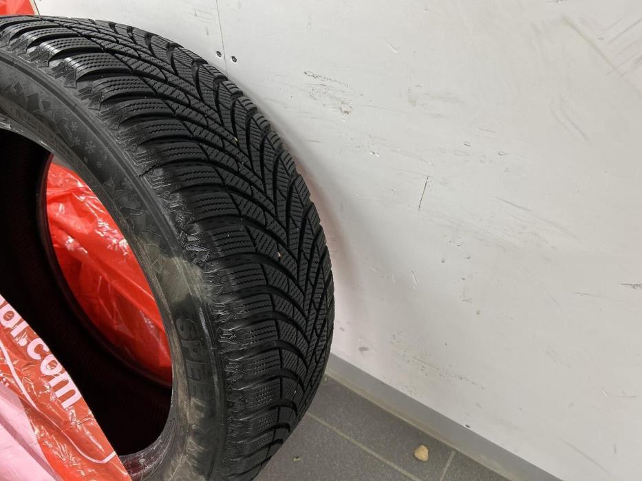 MITSUBISHI ECLIPSE CROSS 2024