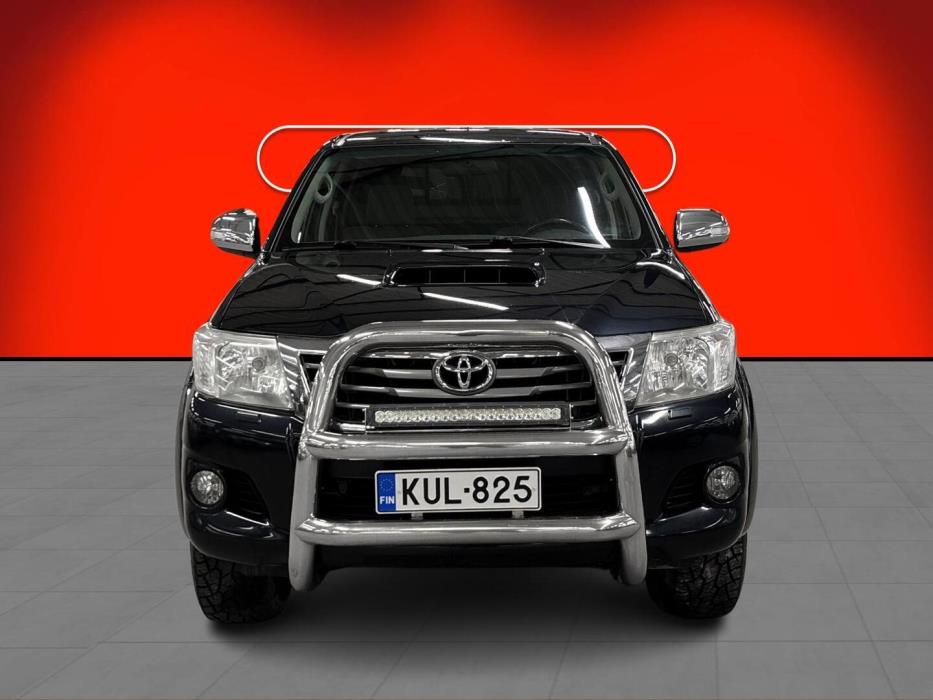 TOYOTA Hilux 2012