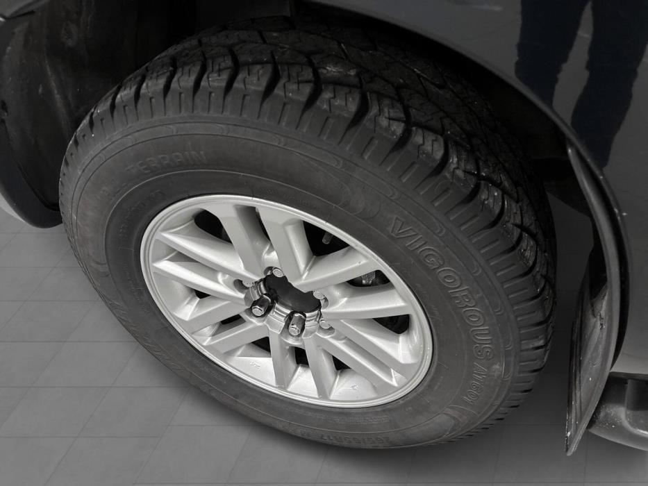 TOYOTA Hilux 2012
