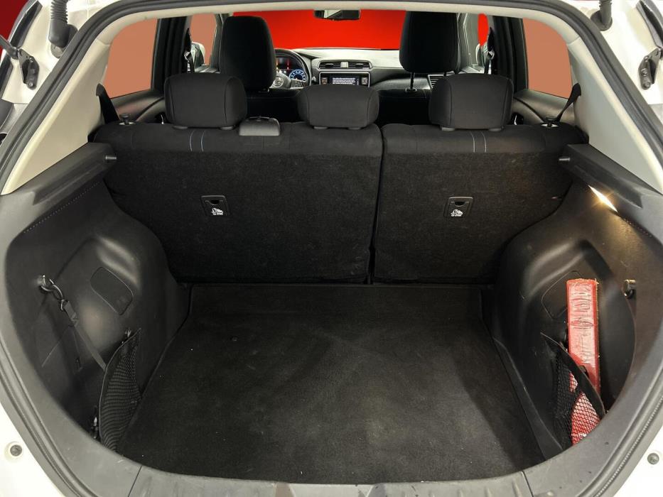 NISSAN Leaf 2021