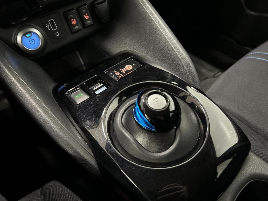 NISSAN Leaf 2021