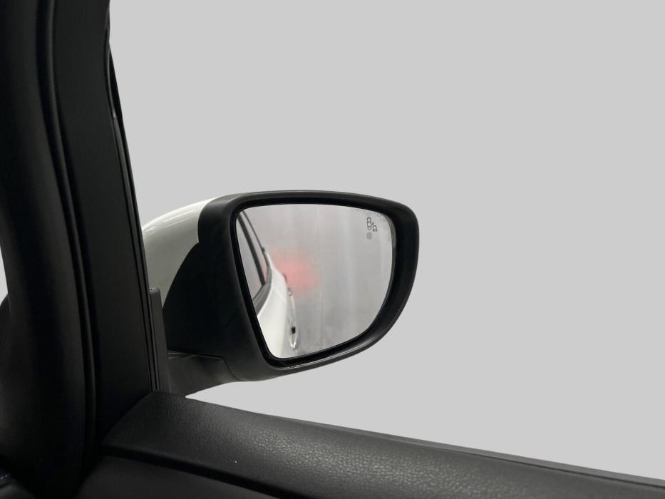 NISSAN Leaf 2021
