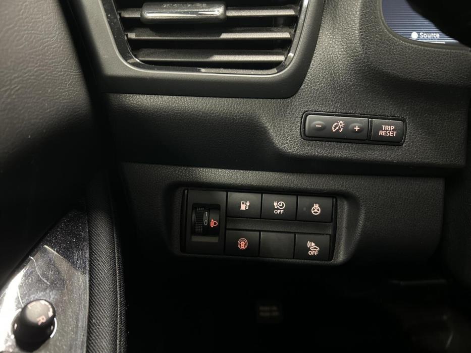 NISSAN Leaf 2021
