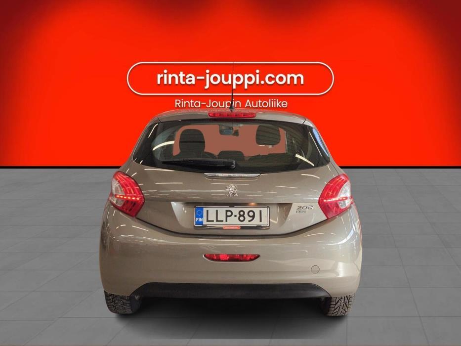 PEUGEOT 208 2013