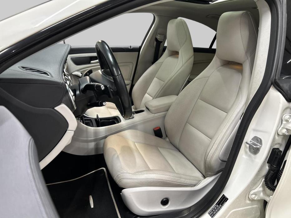 MERCEDES-BENZ CLA 2014