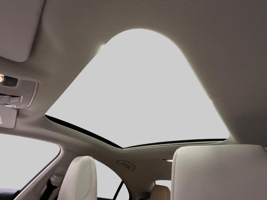 MERCEDES-BENZ CLA 2014