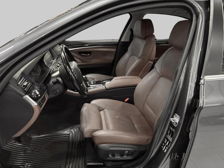 BMW 525 2016