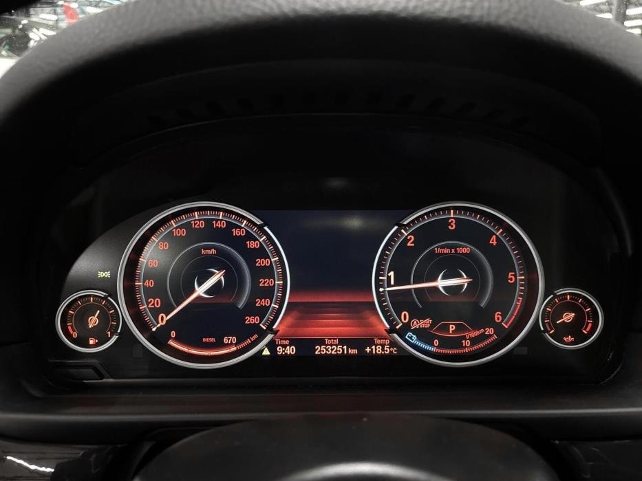 BMW 525 2016