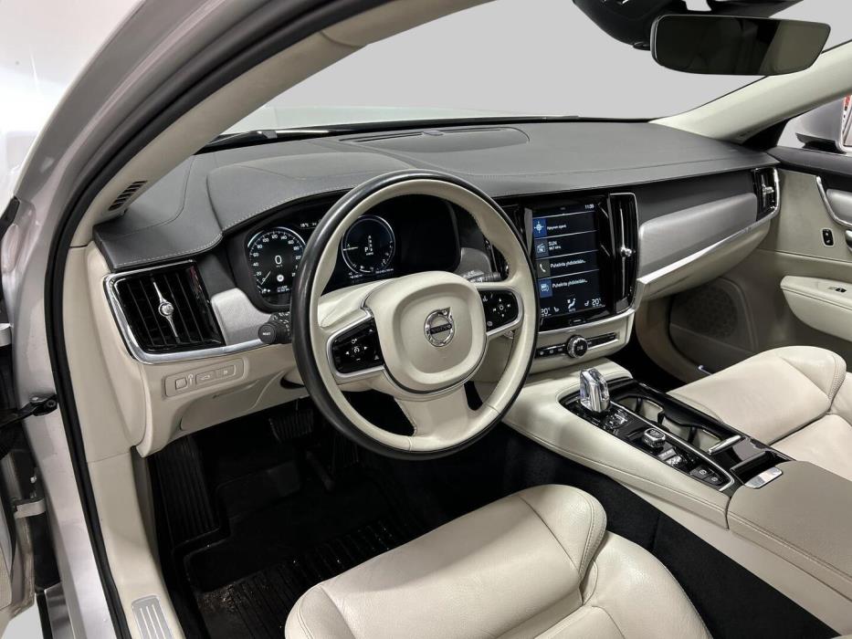 VOLVO V90 2019