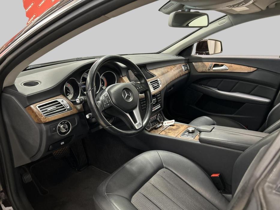 MERCEDES-BENZ CLS 2012