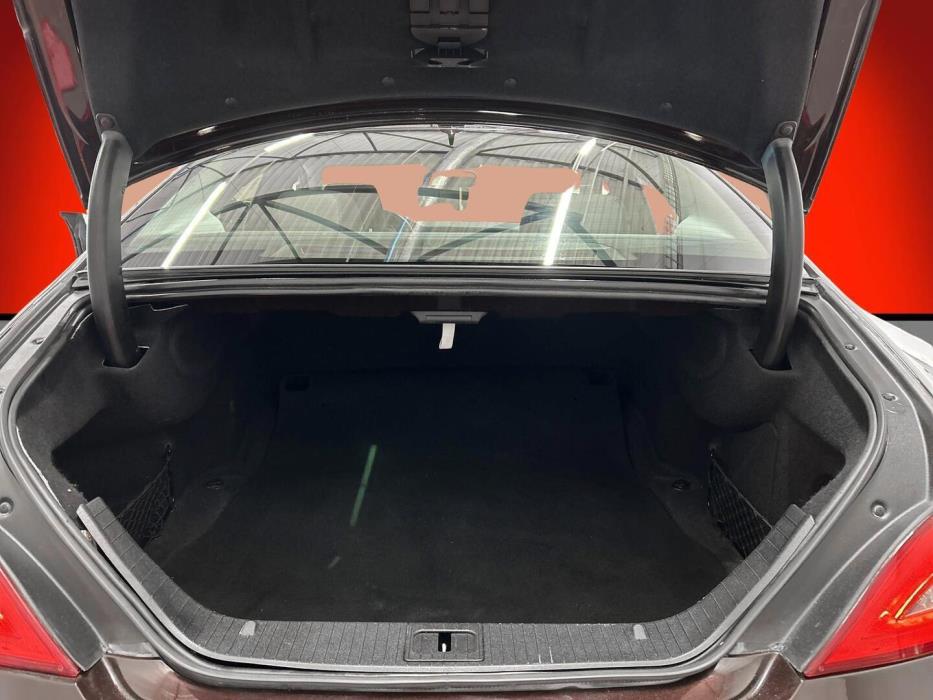 MERCEDES-BENZ CLS 2012