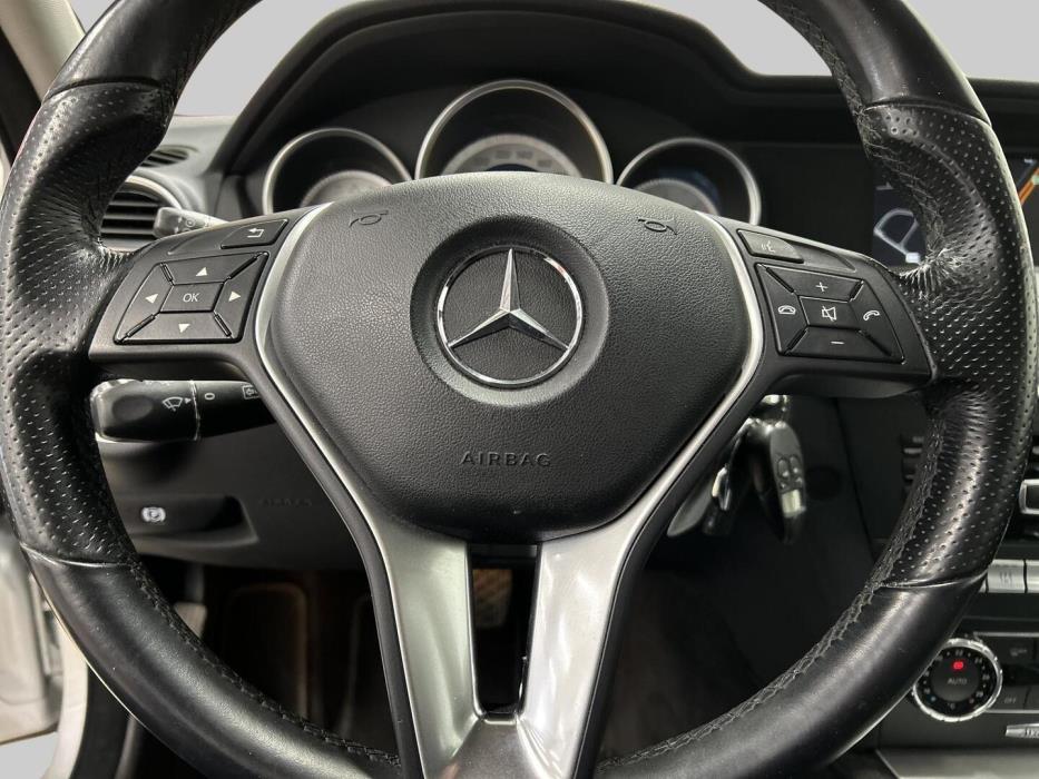 MERCEDES-BENZ C 2012