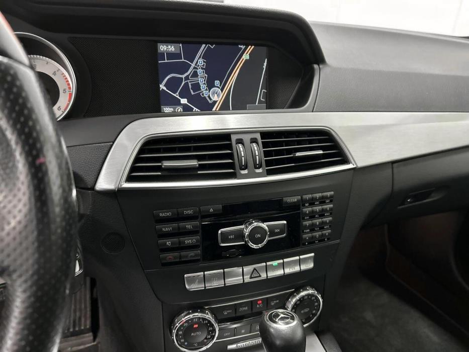 MERCEDES-BENZ C 2012