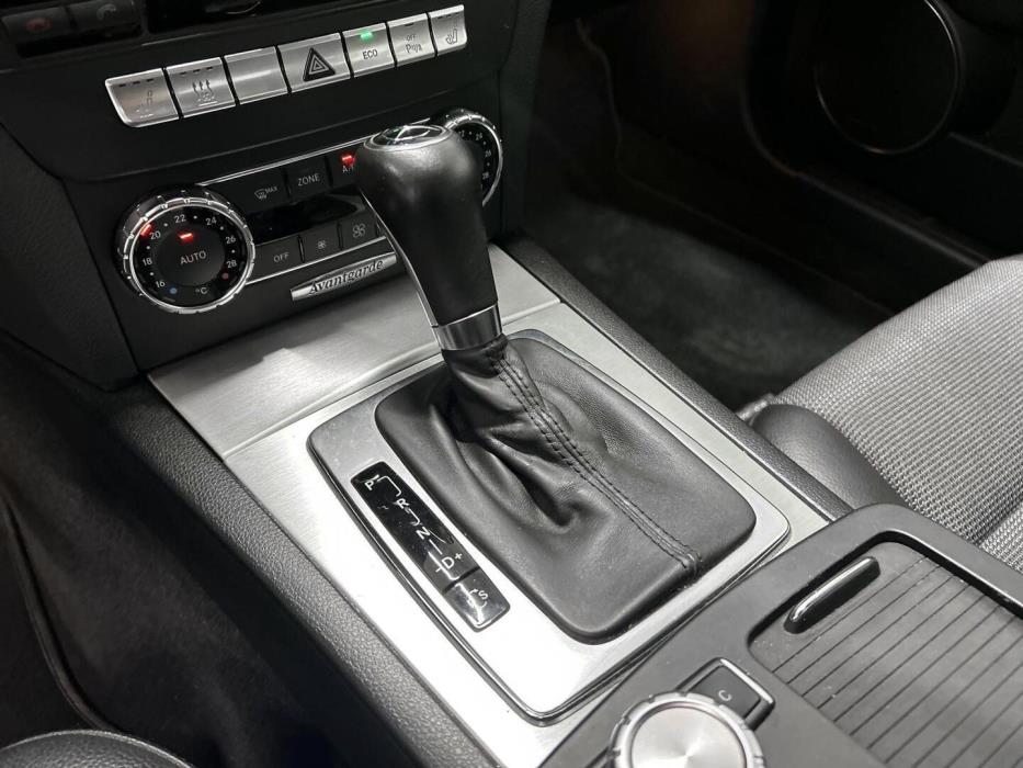 MERCEDES-BENZ C 2012