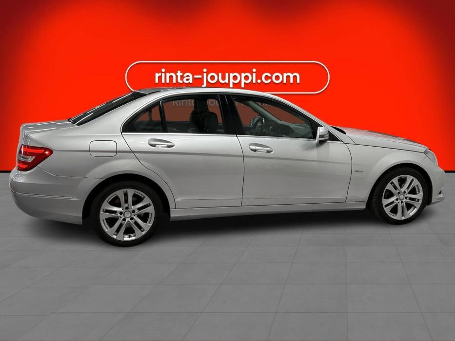 MERCEDES-BENZ C 2012