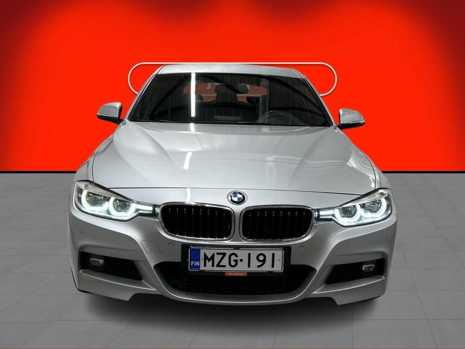 BMW 320 2016