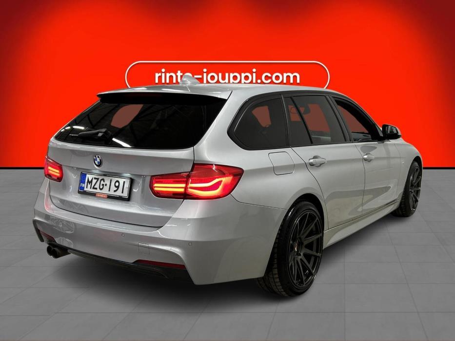 BMW 320 2016