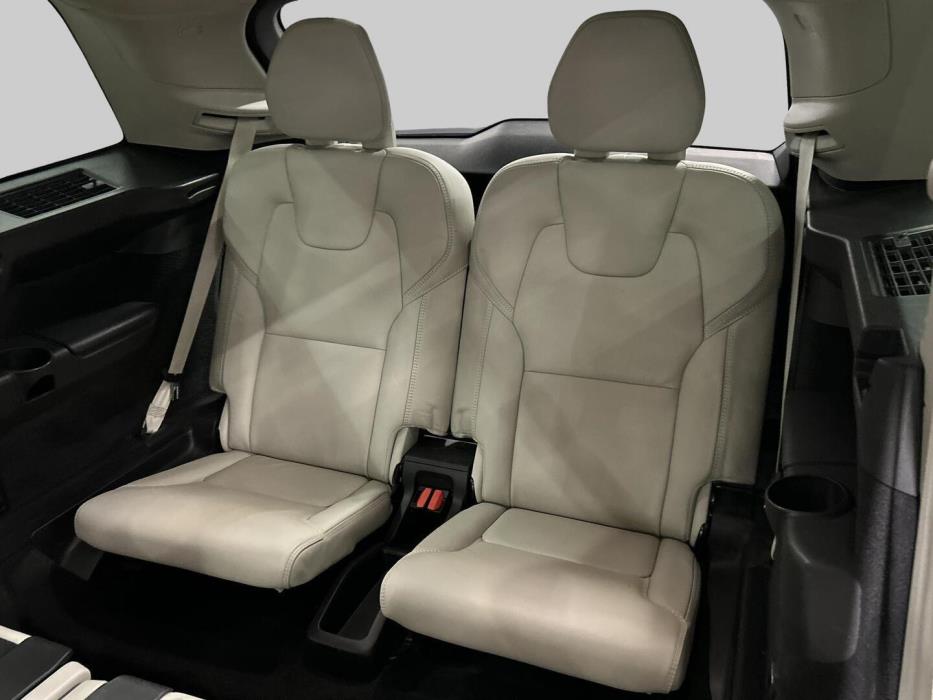 VOLVO XC90 2021