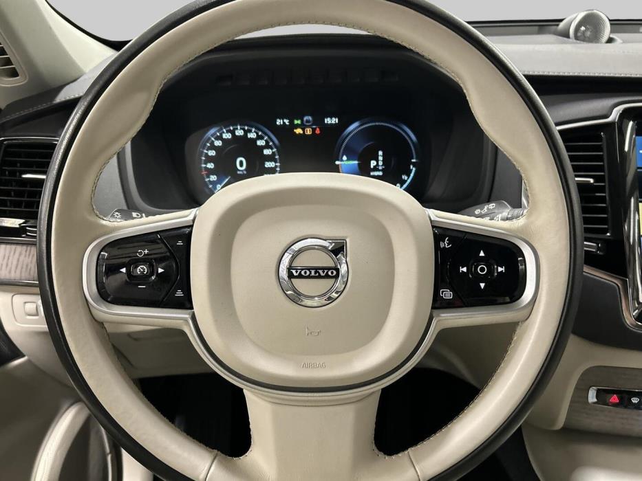 VOLVO XC90 2021