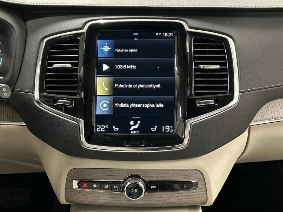 VOLVO XC90 2021