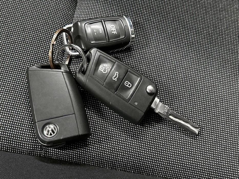 VOLKSWAGEN Golf 2017