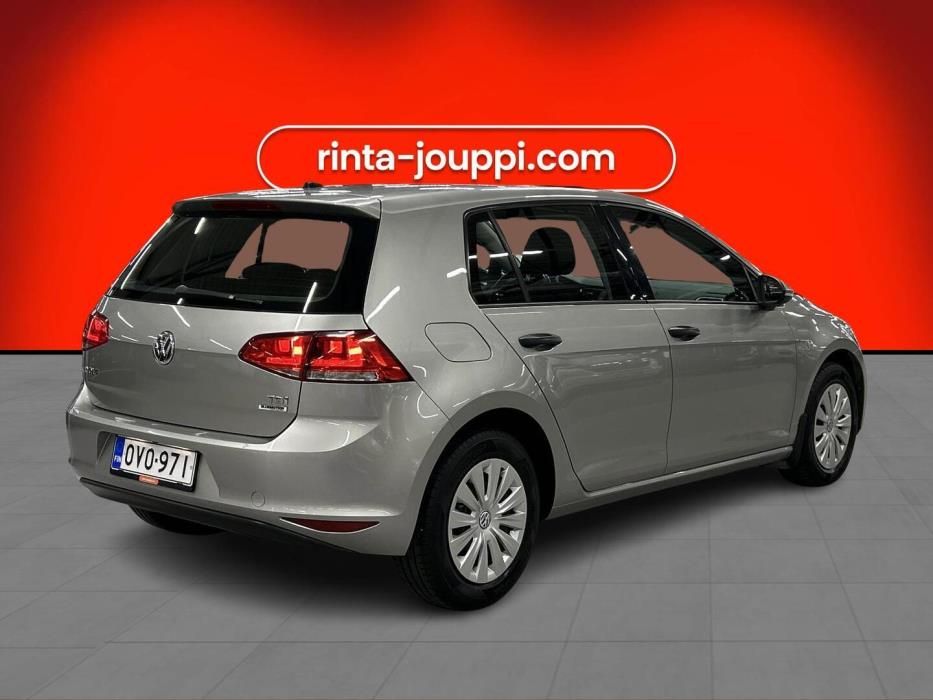 VOLKSWAGEN Golf 2017