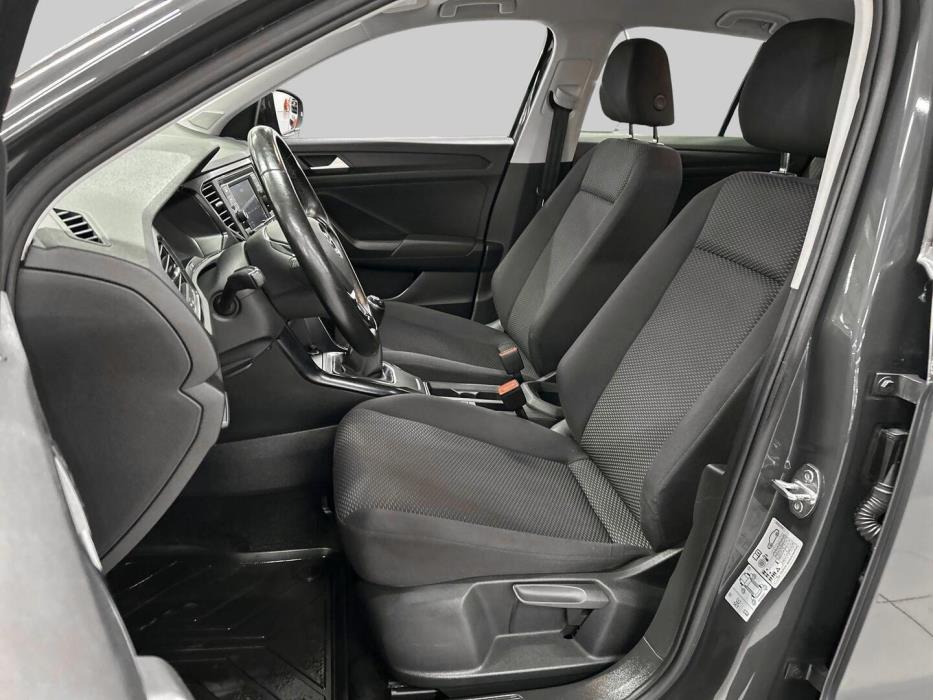 VOLKSWAGEN T-Roc 2018