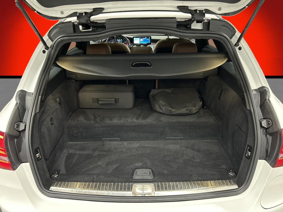 MERCEDES-BENZ C 2020